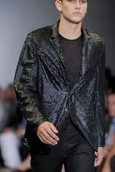 Look 22